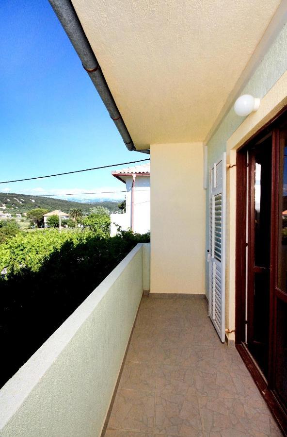 Family Friendly Apartments With A Swimming Pool Supetarska Draga - Donja, Rab - 2019 מראה חיצוני תמונה