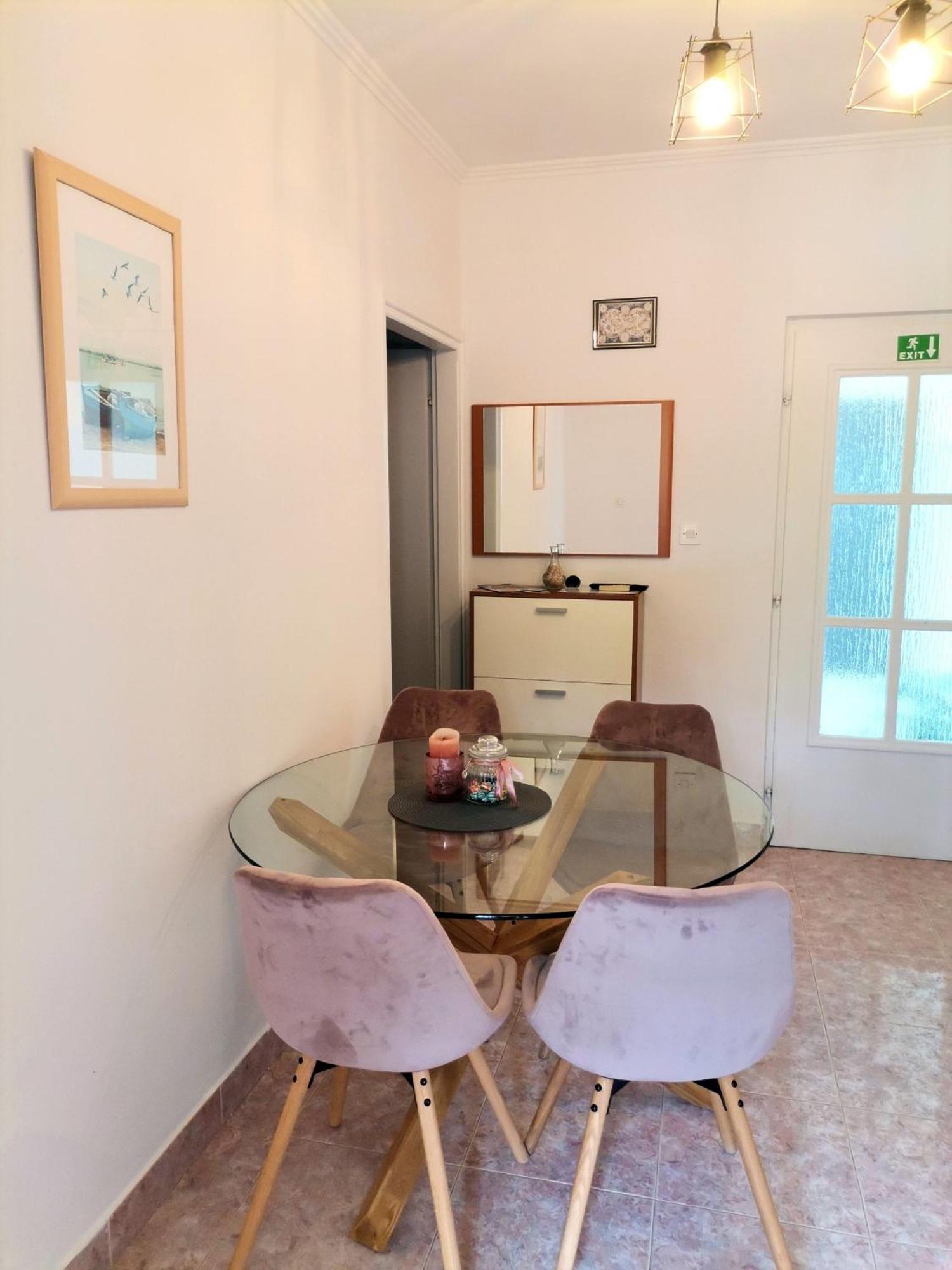 Family Friendly Apartments With A Swimming Pool Supetarska Draga - Donja, Rab - 2019 חדר תמונה